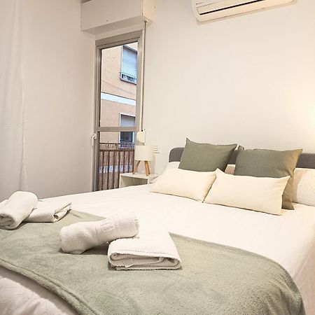 Modern Plaza De Toros Apartment With Free Parking Granada Esterno foto